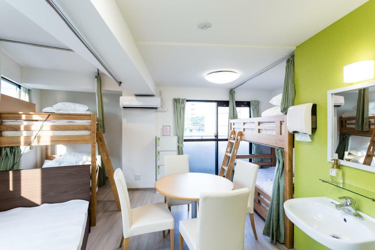 Rinia Hostel Нагоя Екстериор снимка